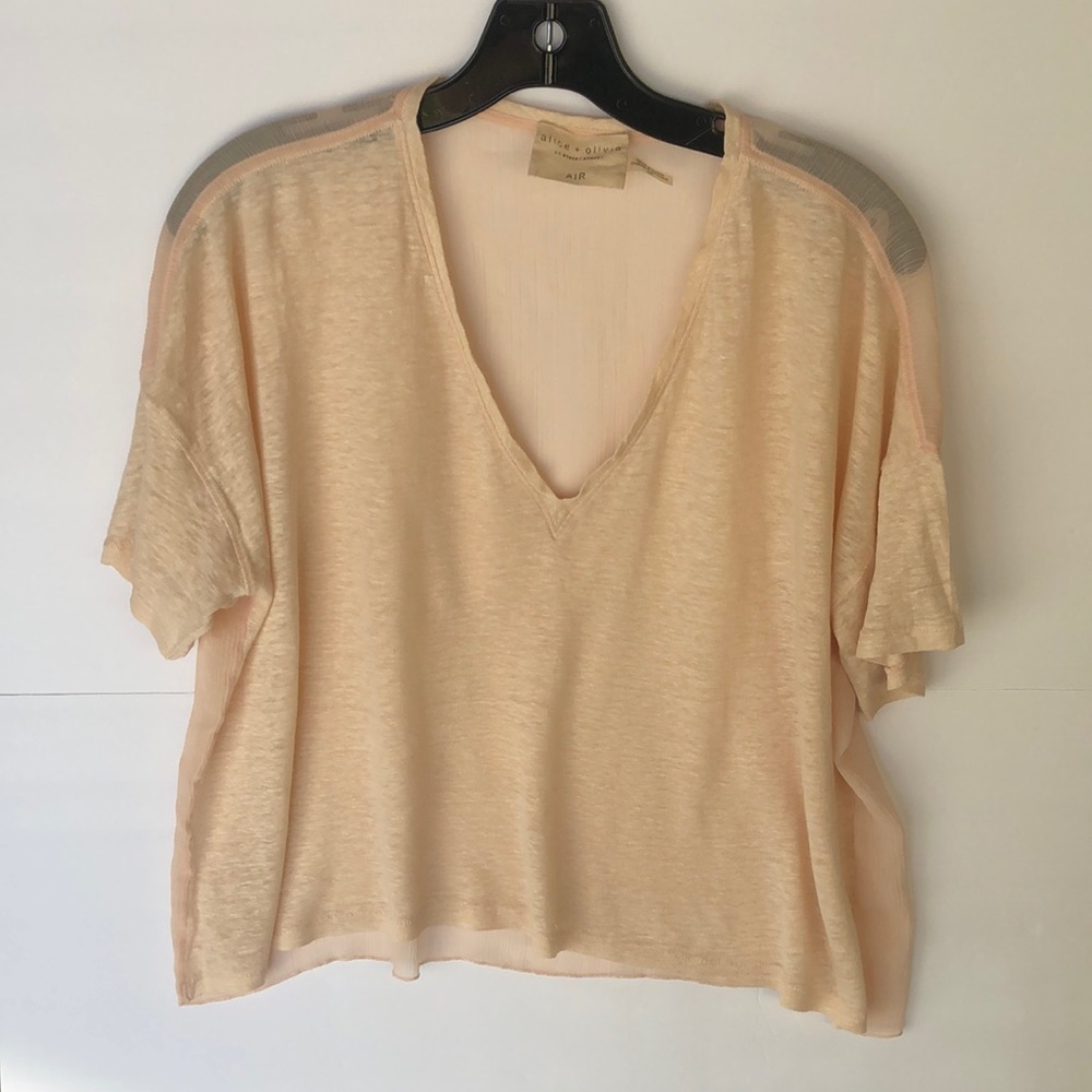 Alice +Olivia By Stacey Bendet Pink Blush V Neck Loose Fit Top